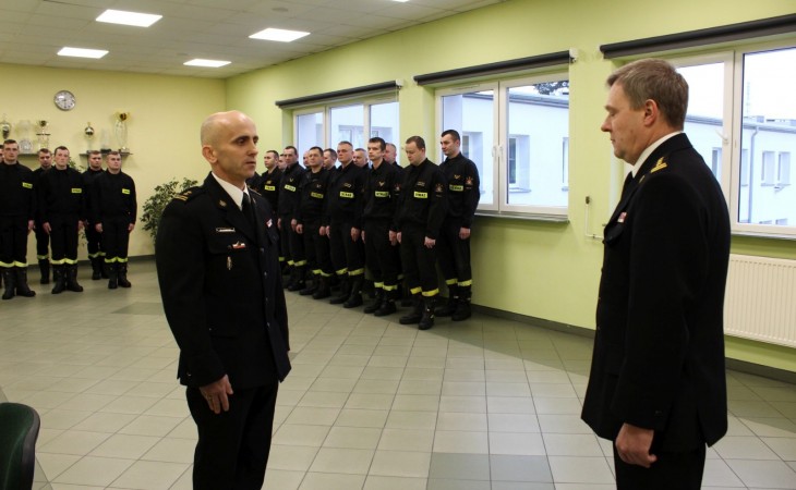Uroczyste ślubowanie strażaków PSP