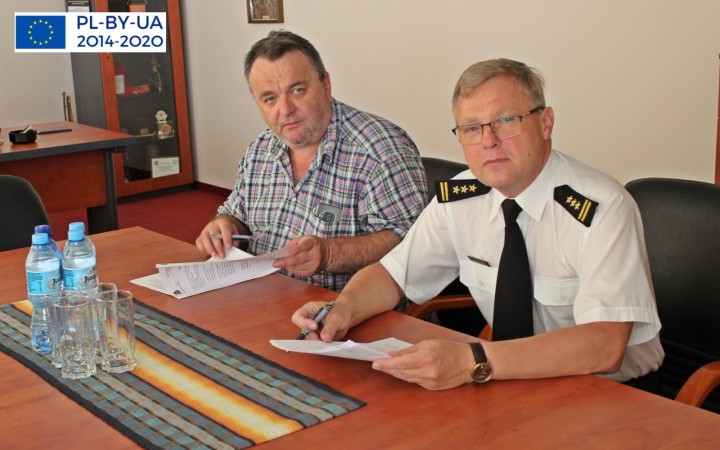 Podpisanie umowy na utworzenie bazy przygotowania sprzętu - PBU 2014-2020