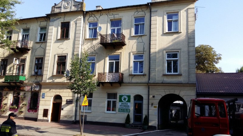 Pożar poddasza kamienicy /fot. TubaSiedlec