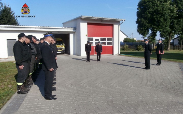 Uroczysta zmiana służby w JRG nr 2