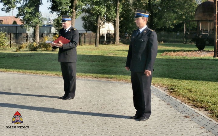 Uroczysta zmiana służby w JRG nr 2
