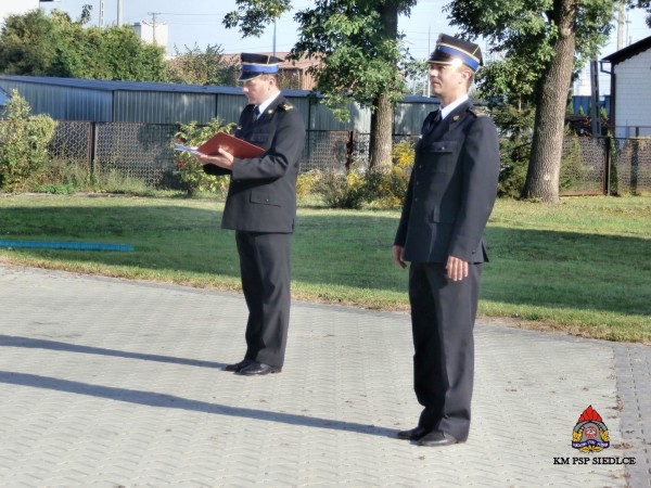 Uroczysta zmiana służby w JRG nr 2